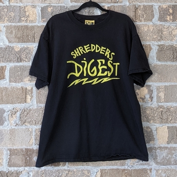 Shredder's Digest Black Yellow Heavyweight Short Sleeve T-Shirt Very Large - Picture 1 of 6